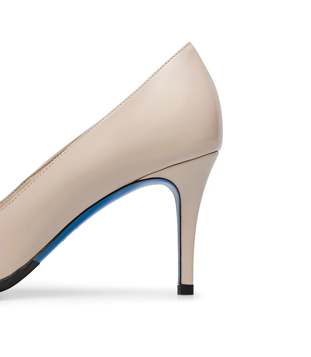 Décolleté in pelle lucida sabbia - immagine 5