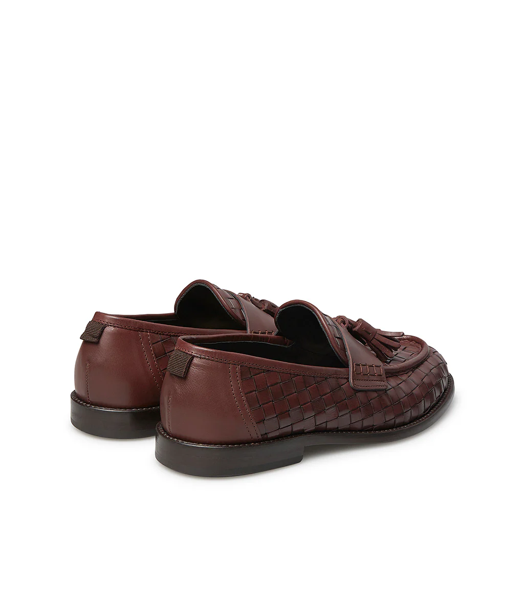 Loafer in vitello intrecciato marrone con nappine - immagine 4