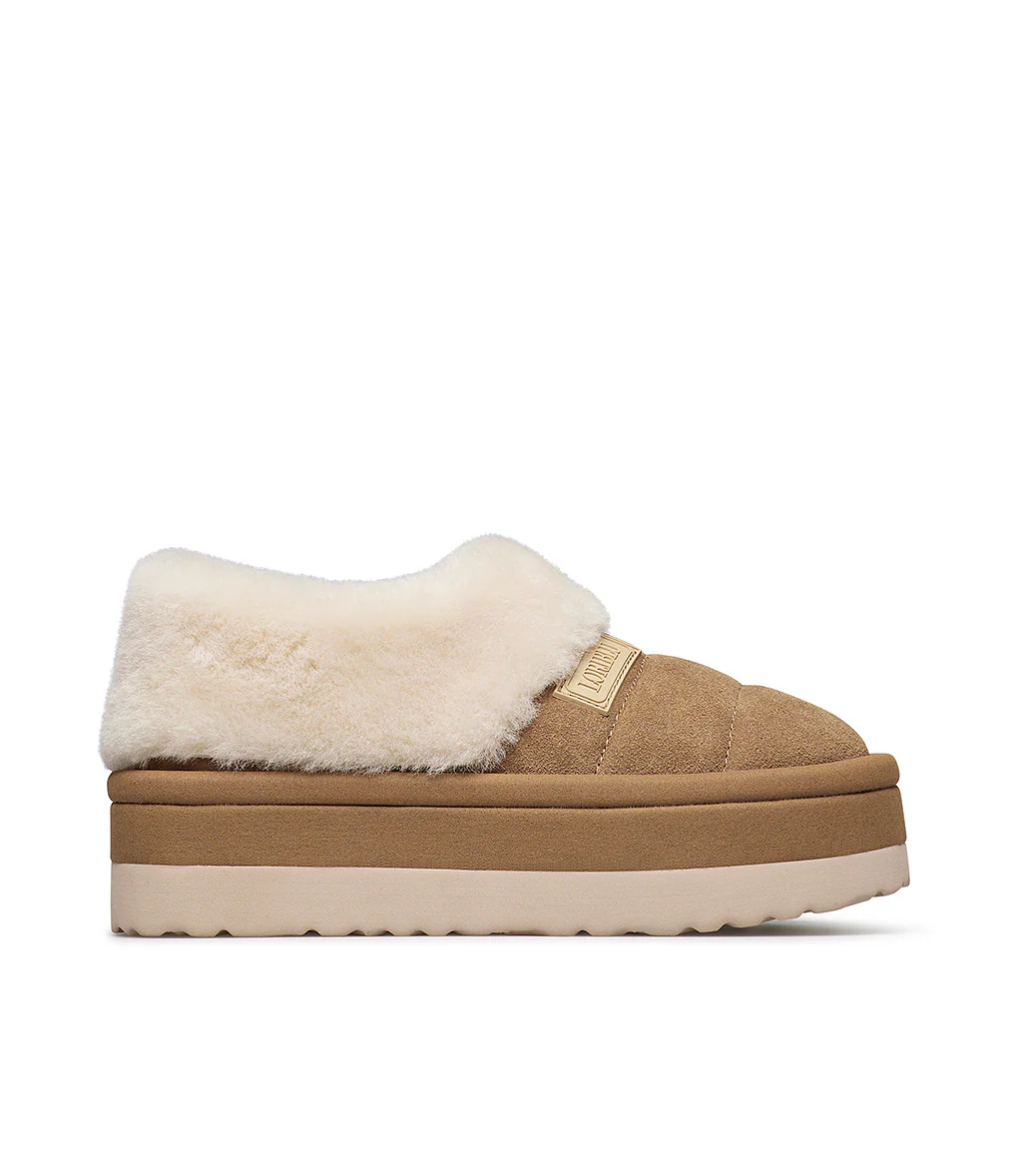 Scarpa in camoscio beige con risvolto in eco pelliccia e platform - immagine 2