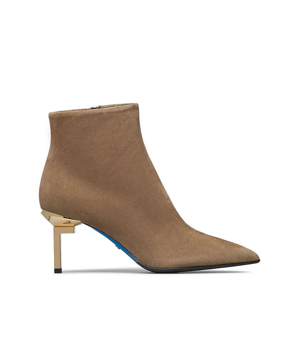 Stivaletto in camoscio visone con tacco a L - immagine 2