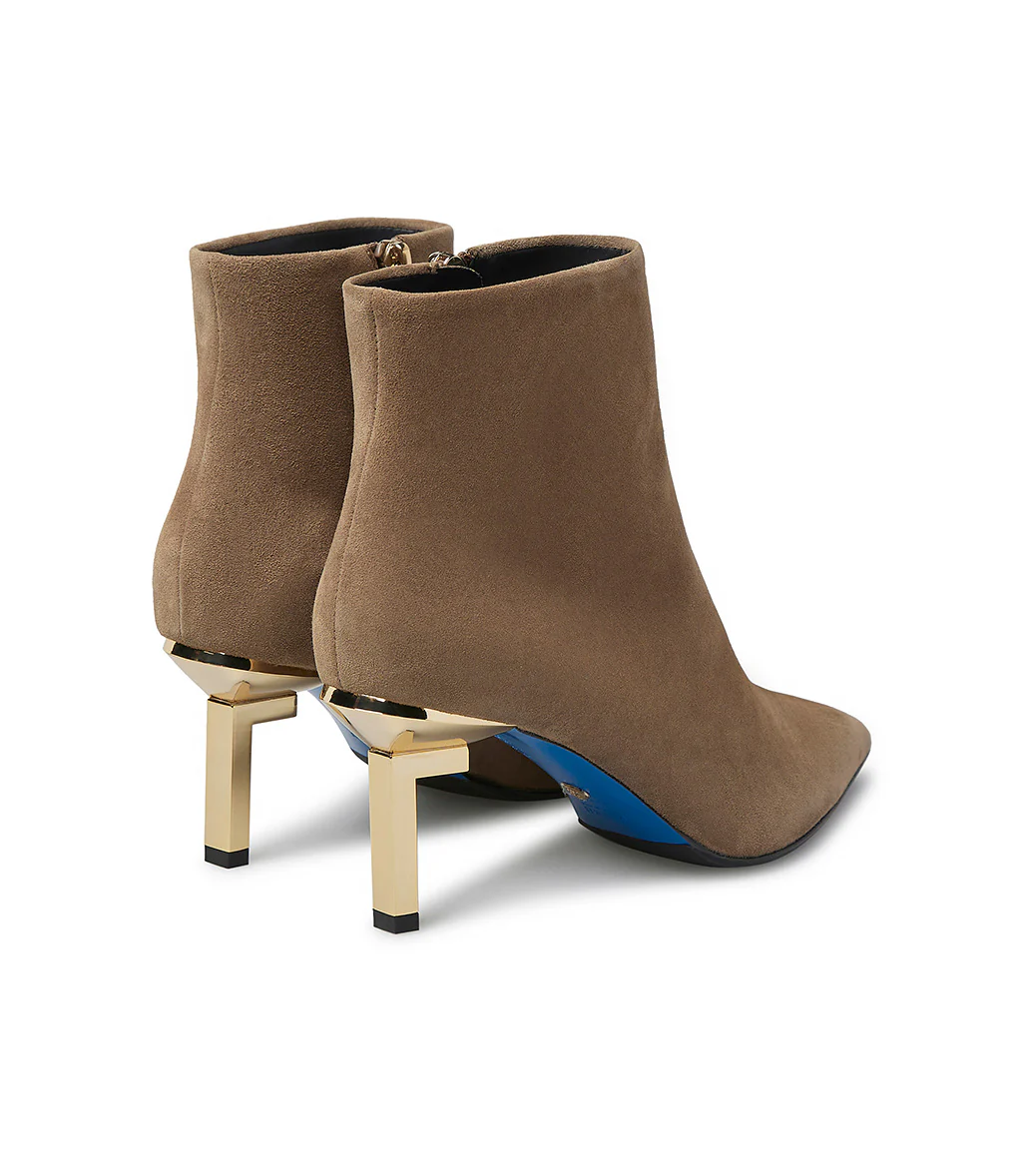 Stivaletto in camoscio visone con tacco a L - immagine 4