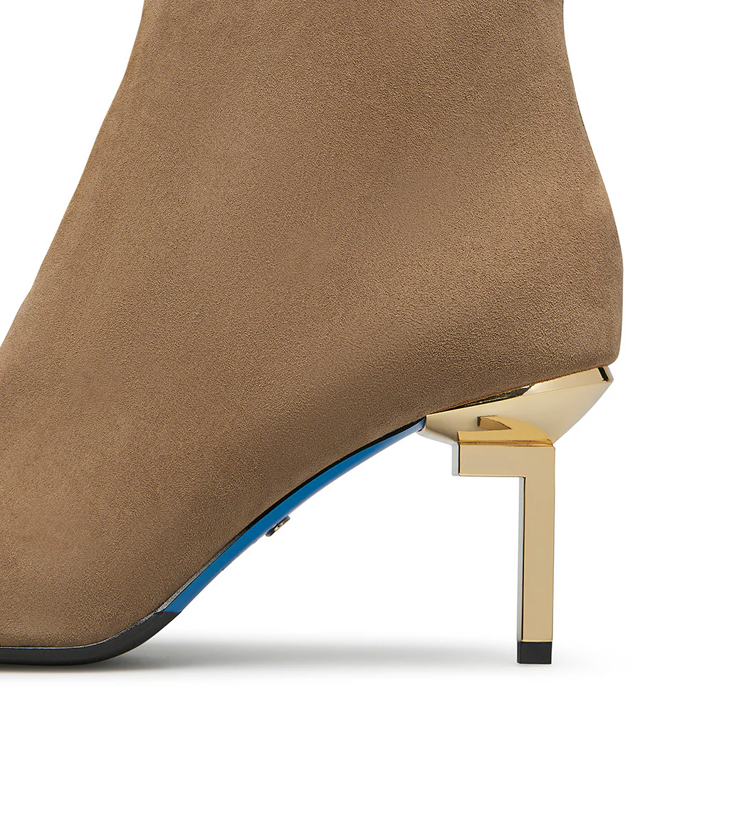 Stivaletto in camoscio visone con tacco a L - immagine 5