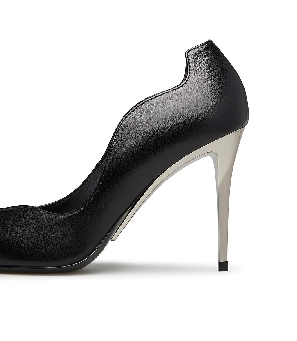 Décolleté onda in nappa nero con tacco in metallo - immagine 5