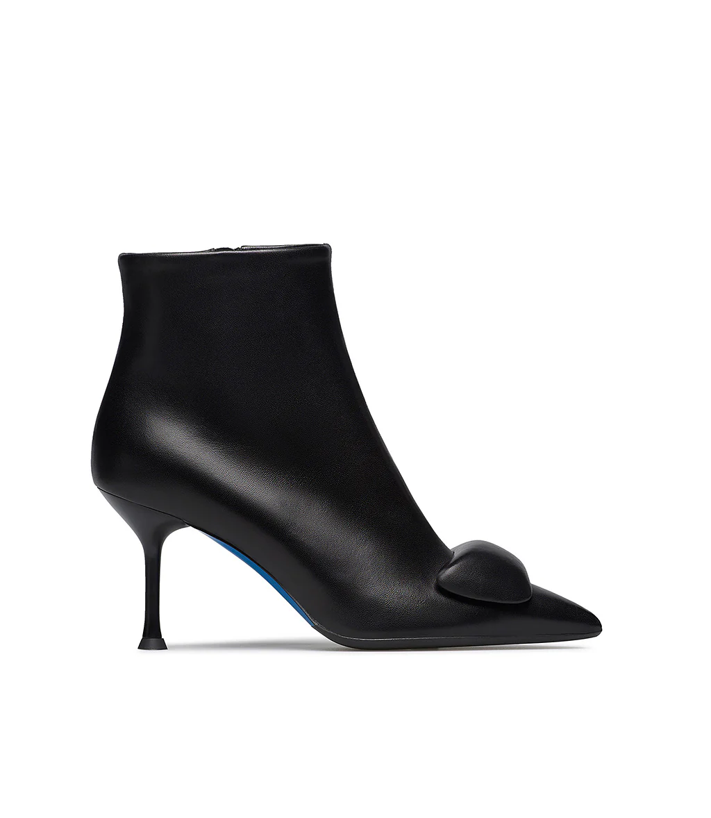 Stivaletto in nappa nera con accessorio - immagine 2