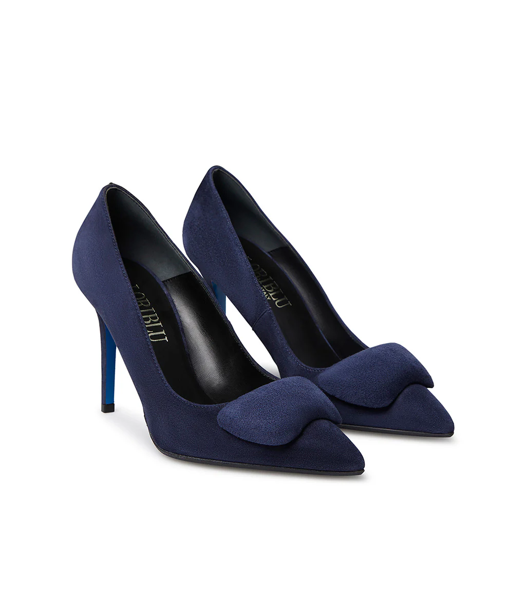 Décolleté in camoscio blu con accessorio - immagine 3