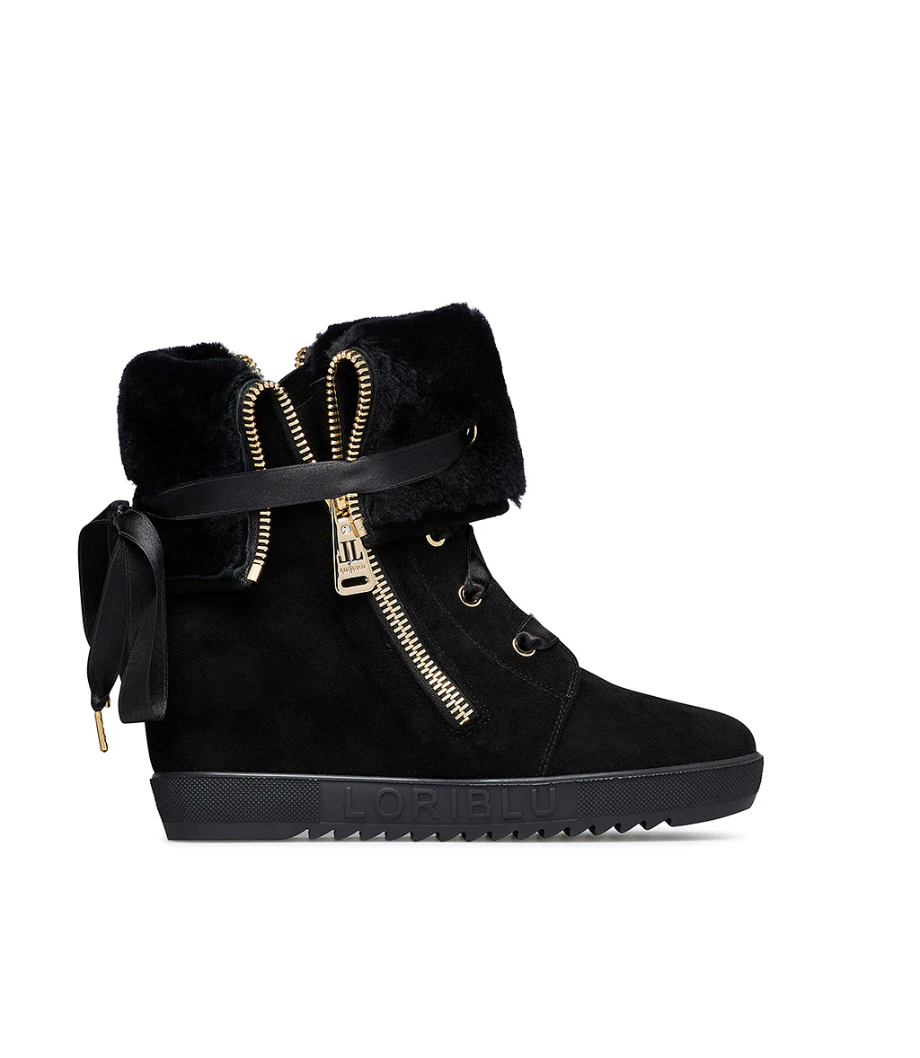 Sneaker in camoscio nero con zeppa interna - immagine 2