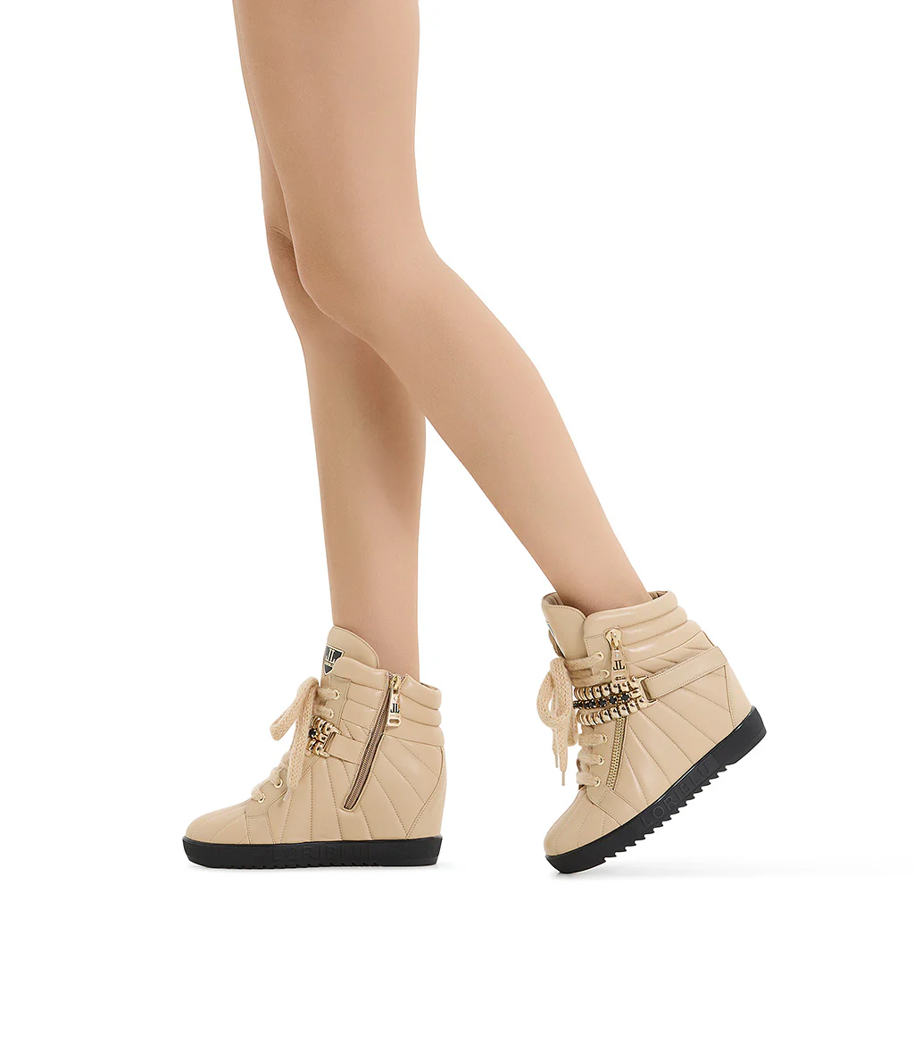 Sneaker in vitello bianco con zeppa interna - immagine 6