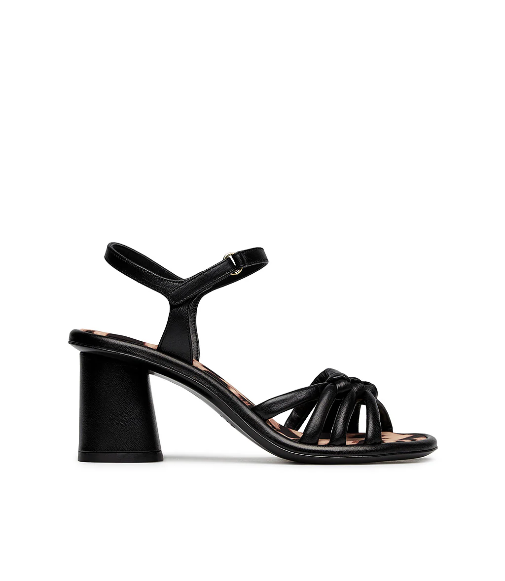 Sandalo in nappa nera con listini intrecciati - immagine 2