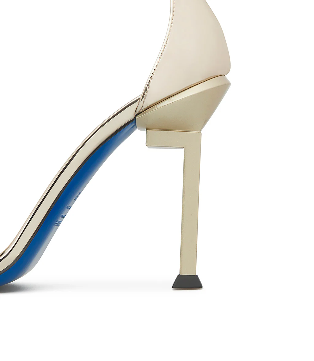 Sandalo in vernice platino - immagine 5