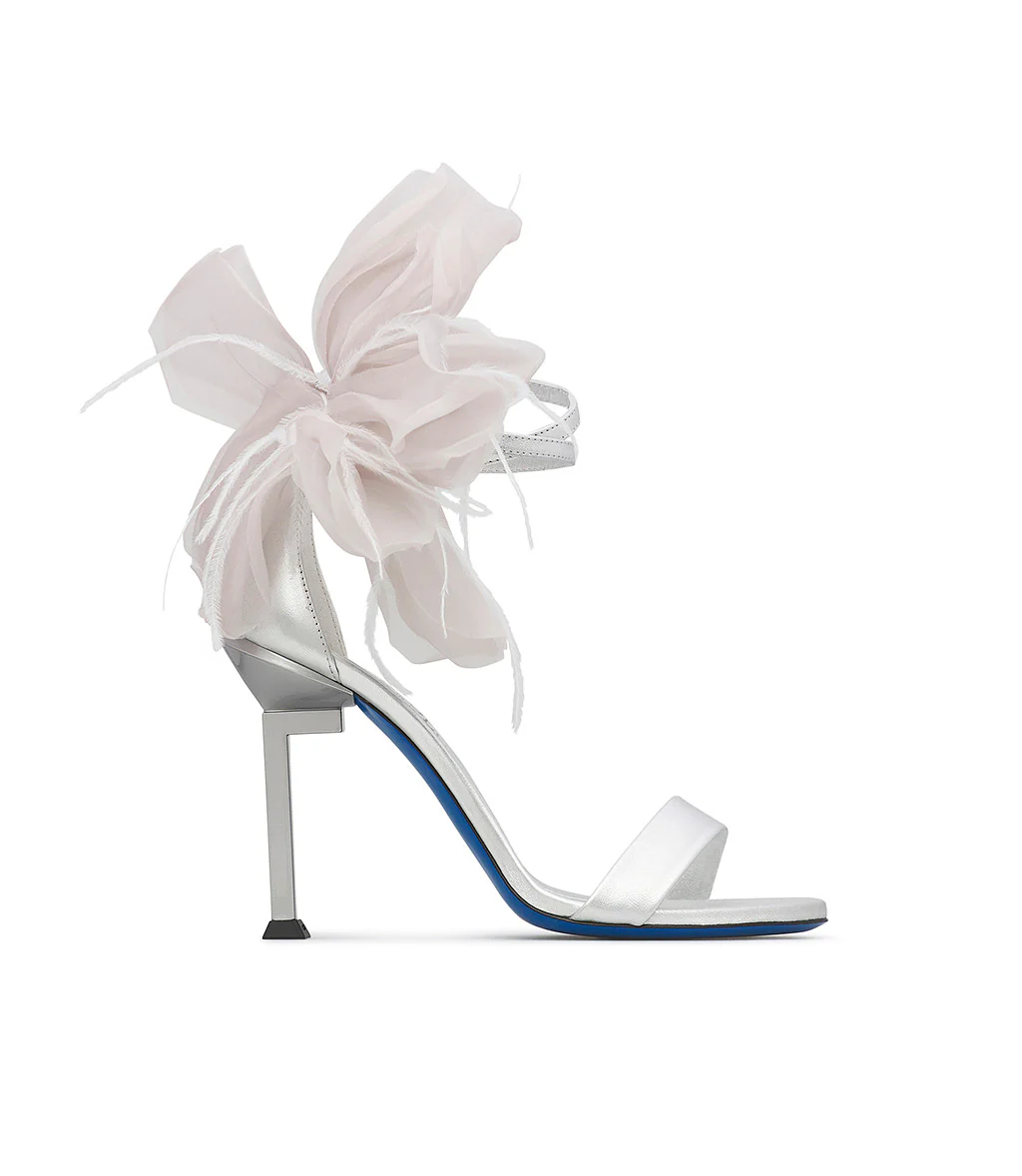 Sandalo in nappa laminata argento con fiore - immagine 2