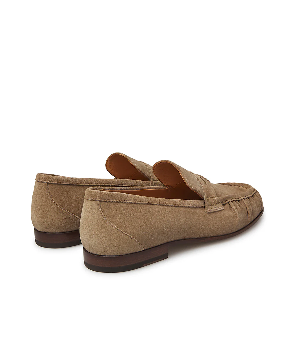 Mocassini in camoscio nocciola - immagine 4