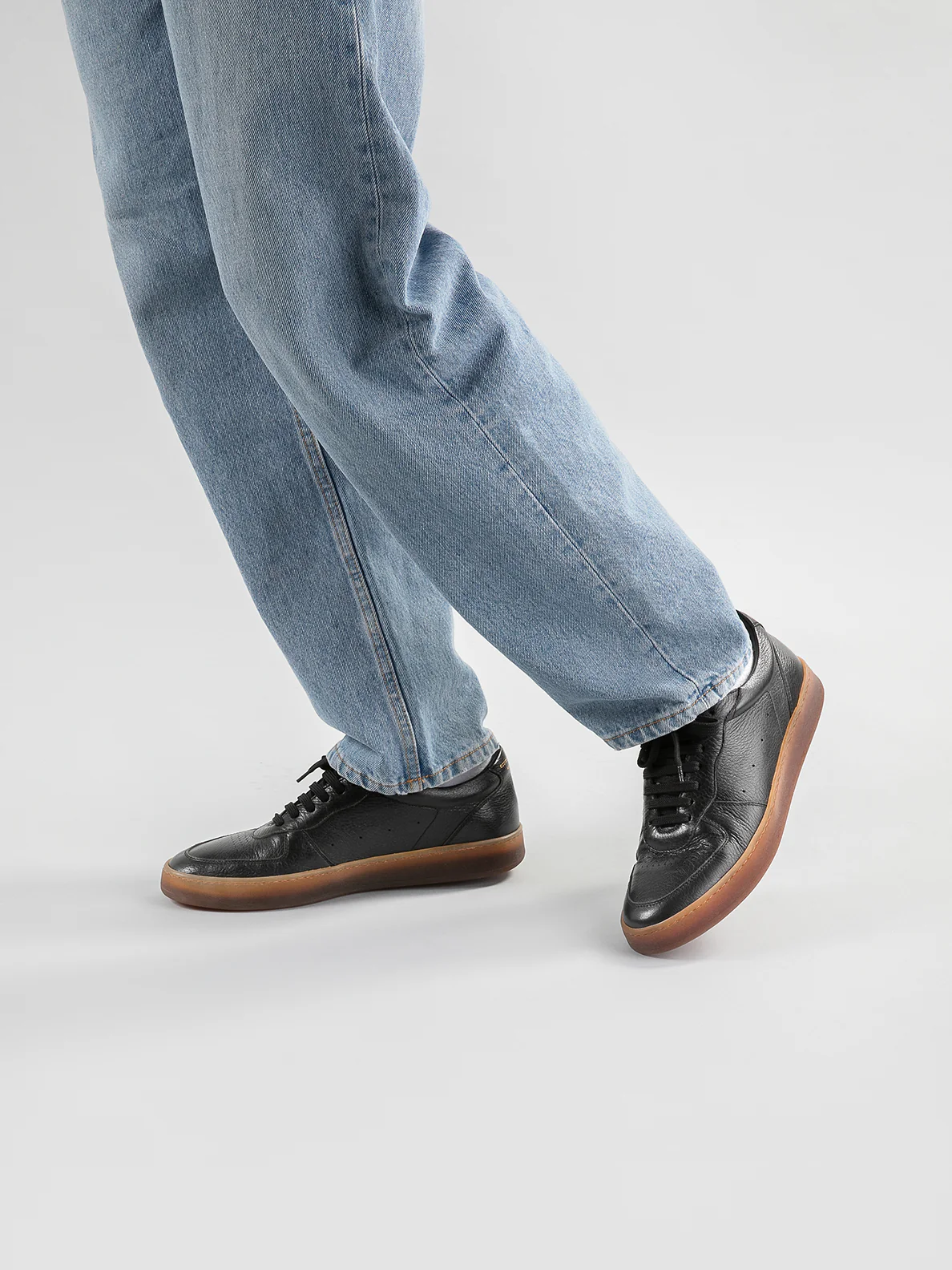 ASSET 001 - Sneakers in Pelle Nera - immagine 7