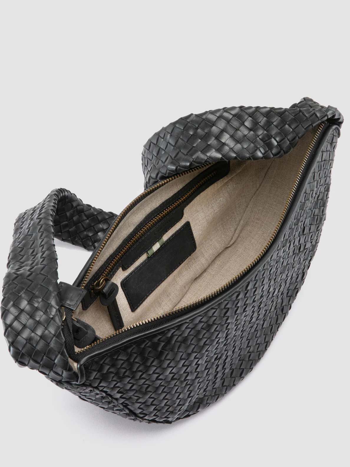 OC CLASS 068 - Borsa Crossbody in Pelle Nera - immagine 7