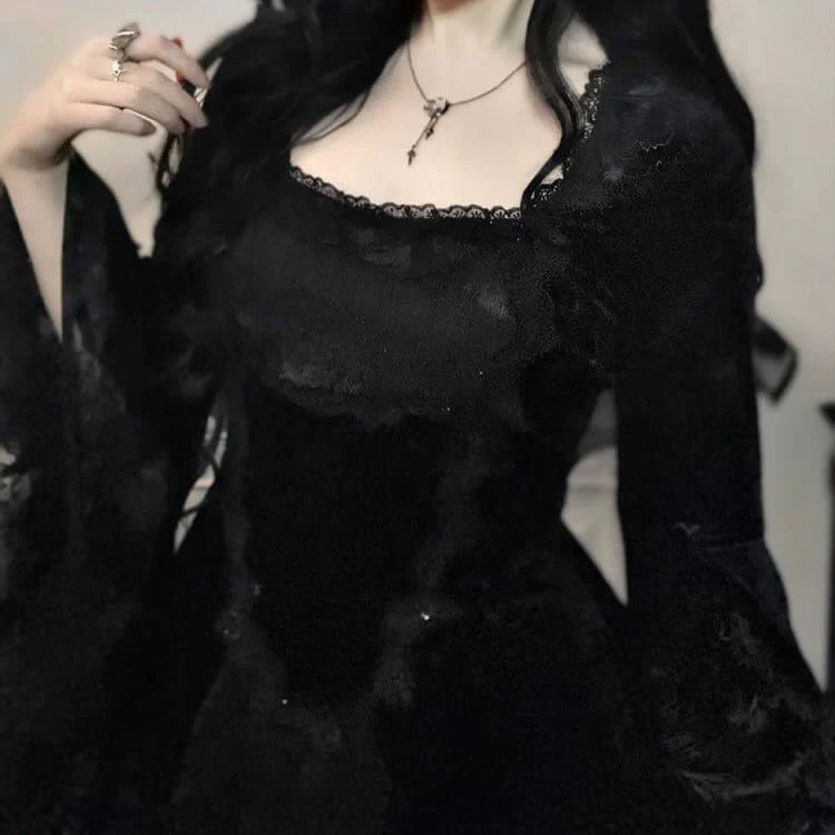 Abito da donna in velluto a strati con maniche svasate gotiche - immagine 5