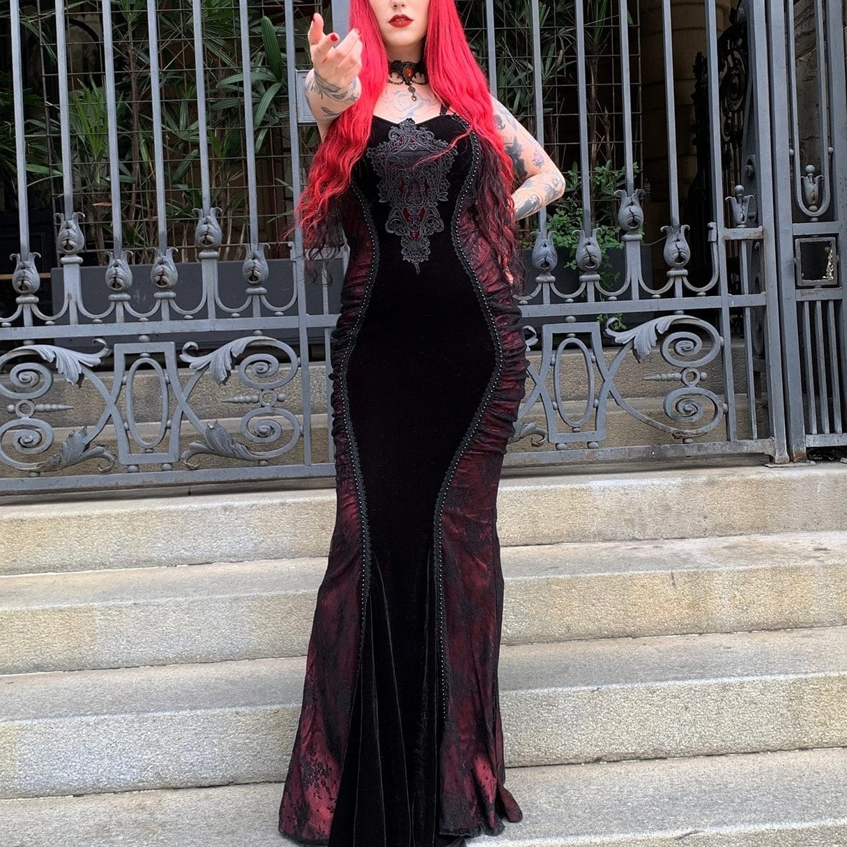 Abito da sposa a coda di pesce increspato ricamato floreale gotico da donna - immagine 8