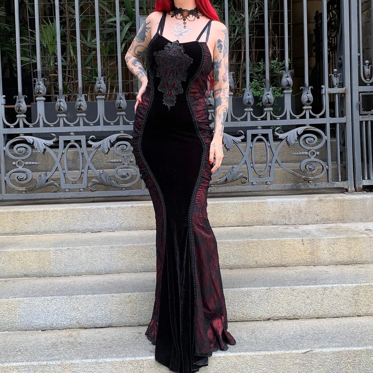 Abito da sposa a coda di pesce increspato ricamato floreale gotico da donna - immagine 7