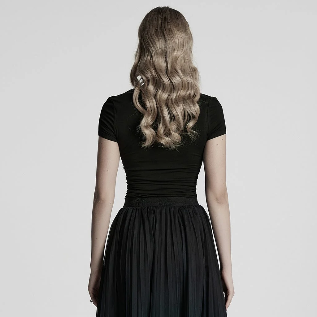 T-shirt da donna con scollo a V e ricamo floreale in stile gotico - immagine 4