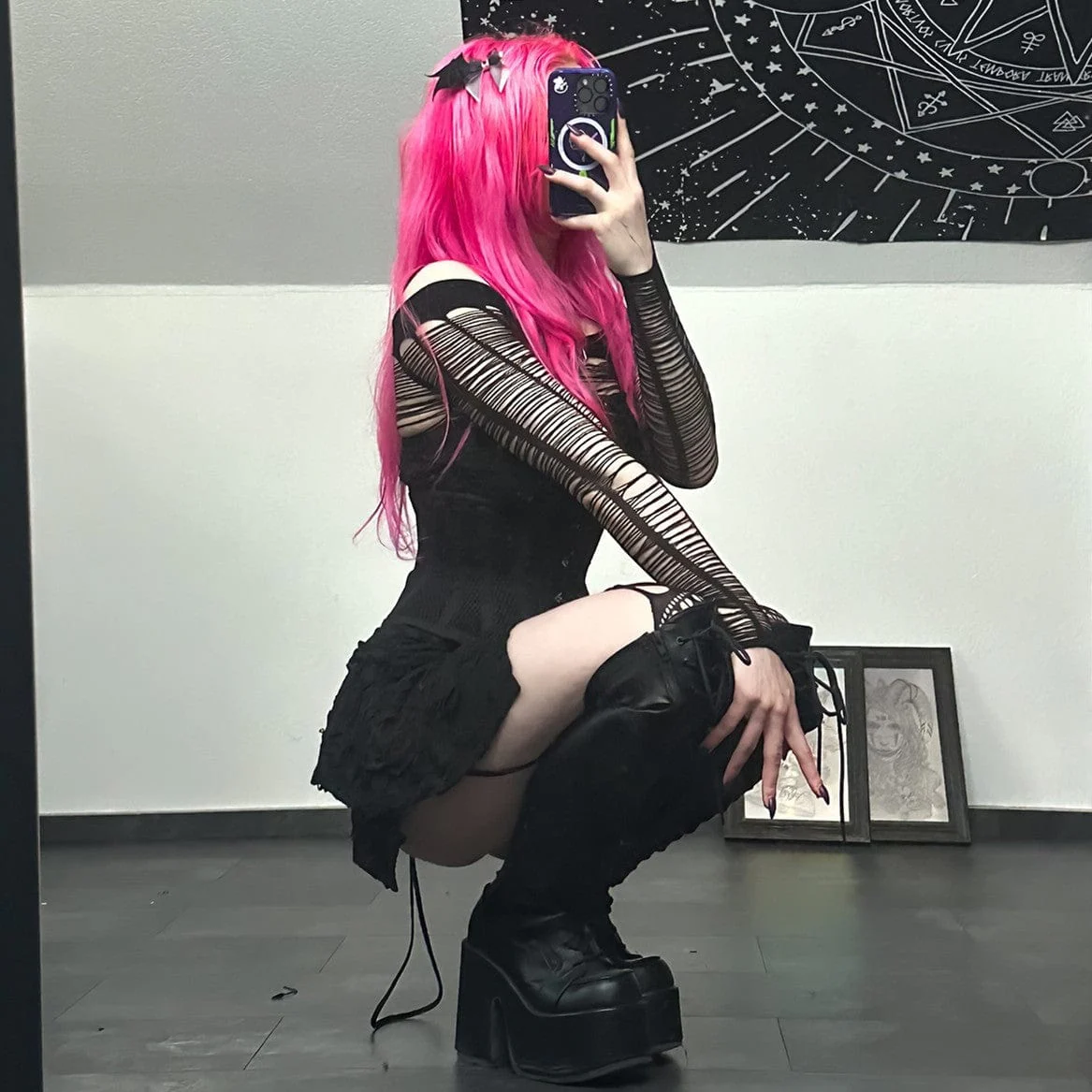 Abito a sottoveste irregolare con occhielli strappati punk da donna nero - immagine 8